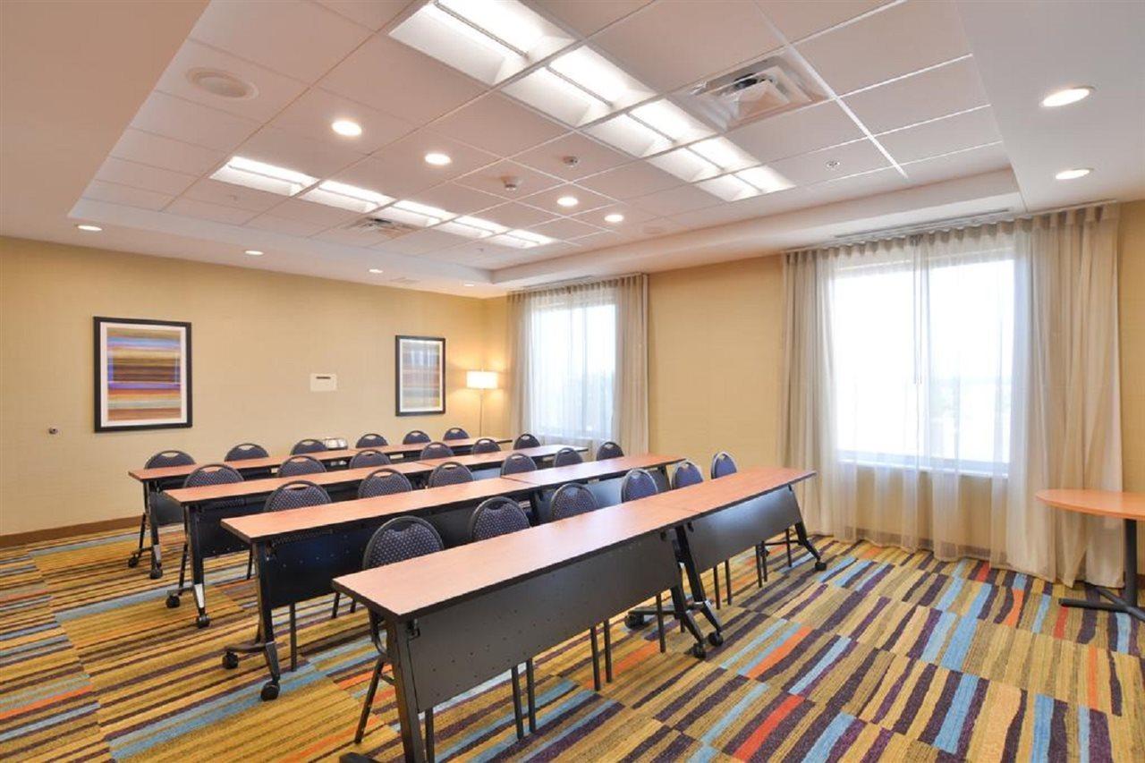 Fairfield Inn & Suites By Marriott Eau Claire/Chippewa Falls Екстер'єр фото