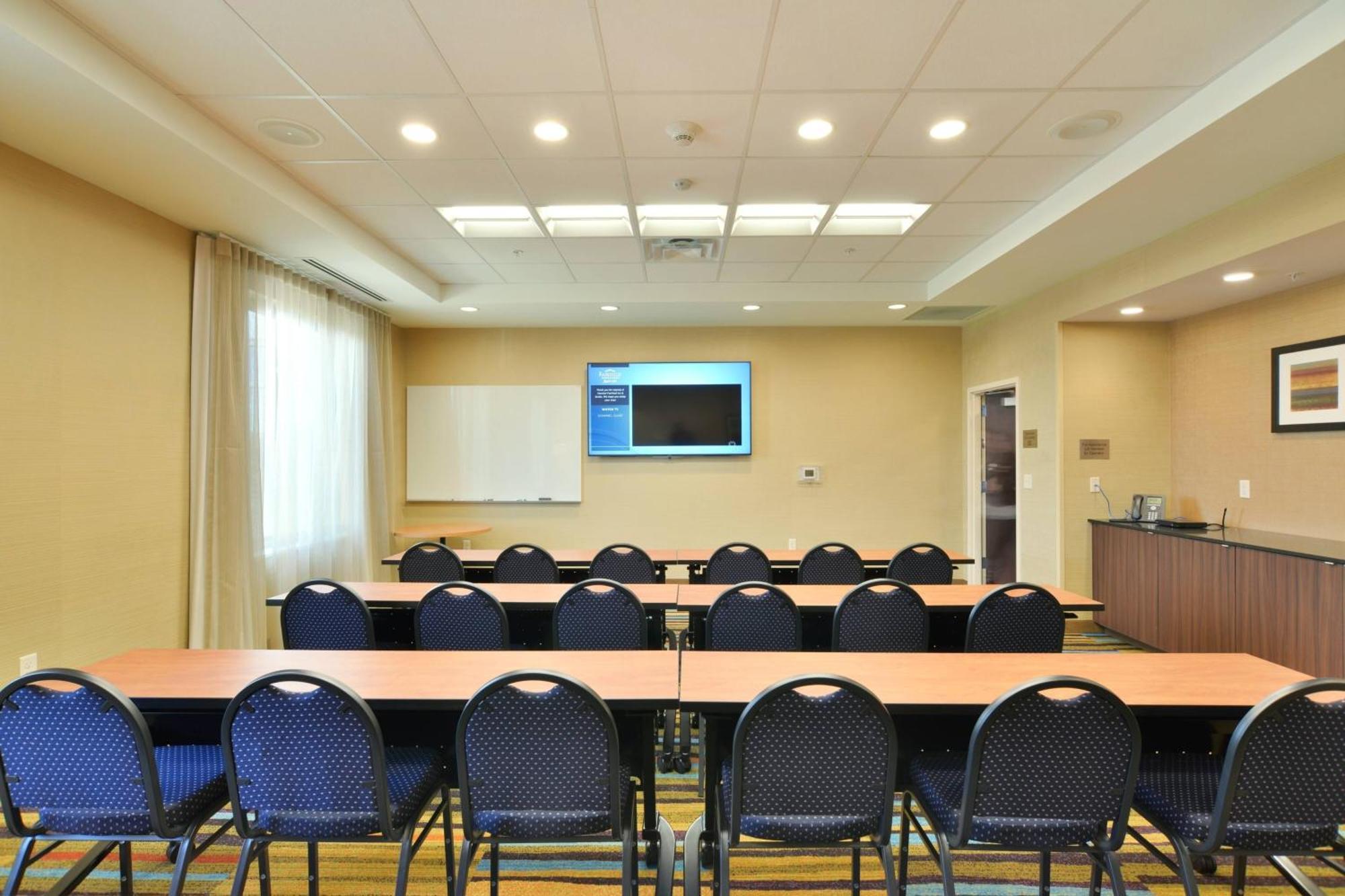 Fairfield Inn & Suites By Marriott Eau Claire/Chippewa Falls Екстер'єр фото