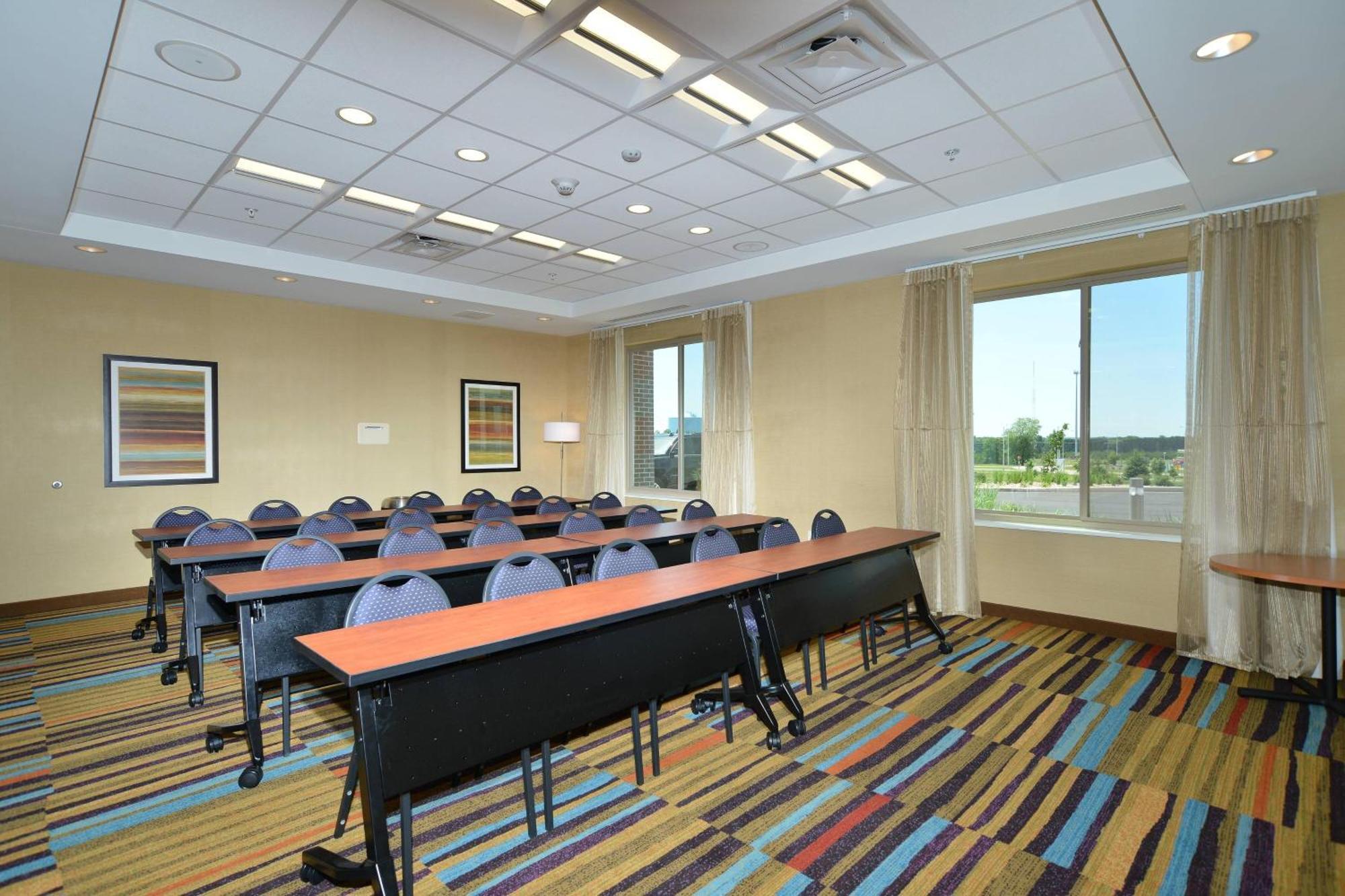 Fairfield Inn & Suites By Marriott Eau Claire/Chippewa Falls Екстер'єр фото