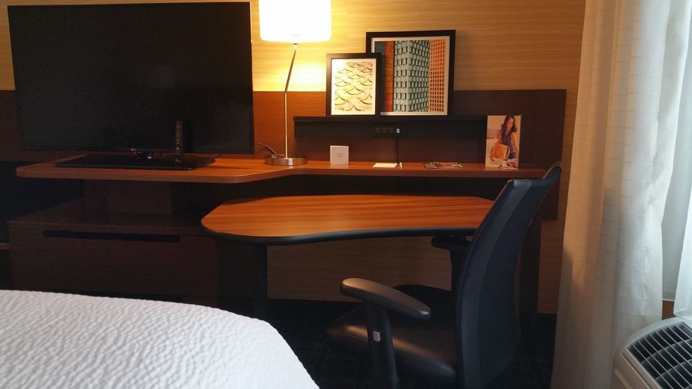 Fairfield Inn & Suites By Marriott Eau Claire/Chippewa Falls Екстер'єр фото