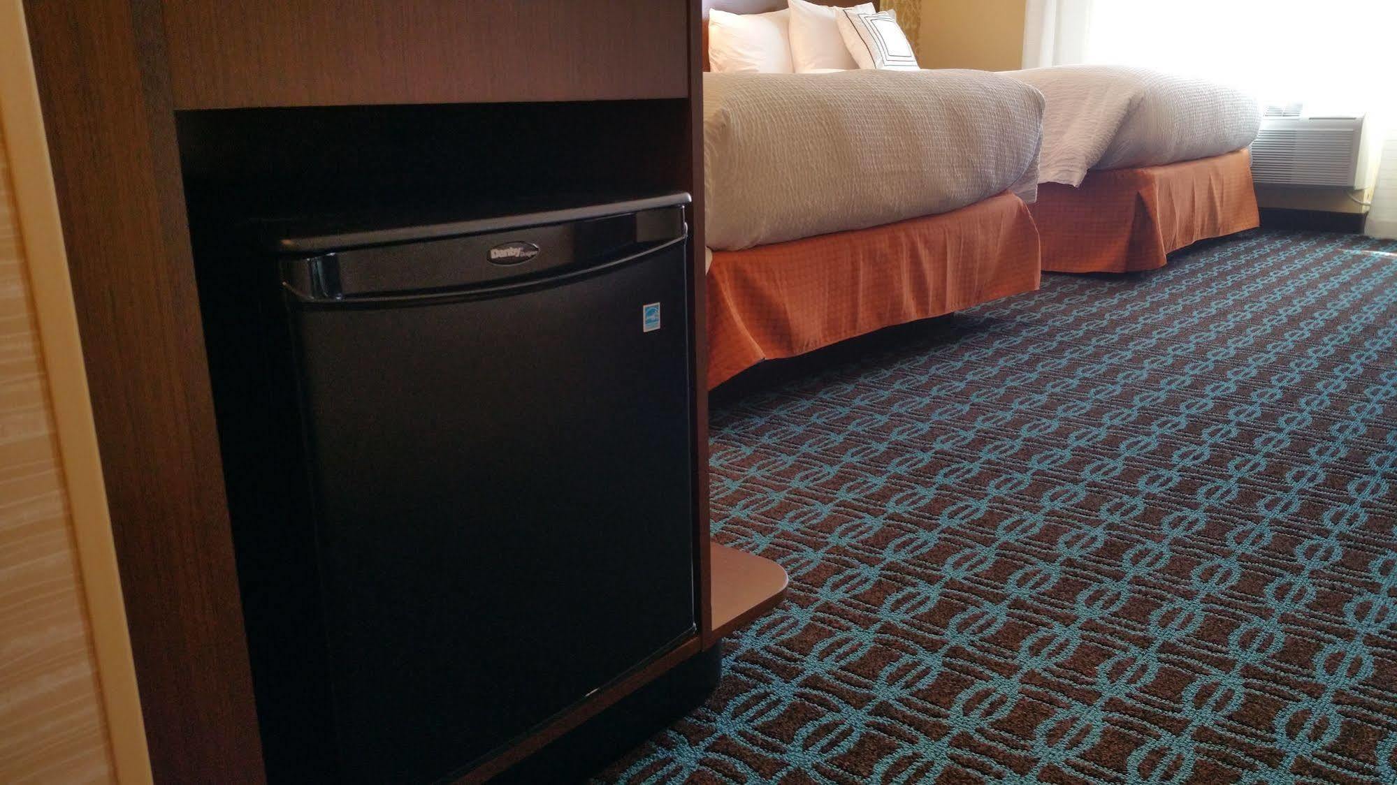 Fairfield Inn & Suites By Marriott Eau Claire/Chippewa Falls Екстер'єр фото